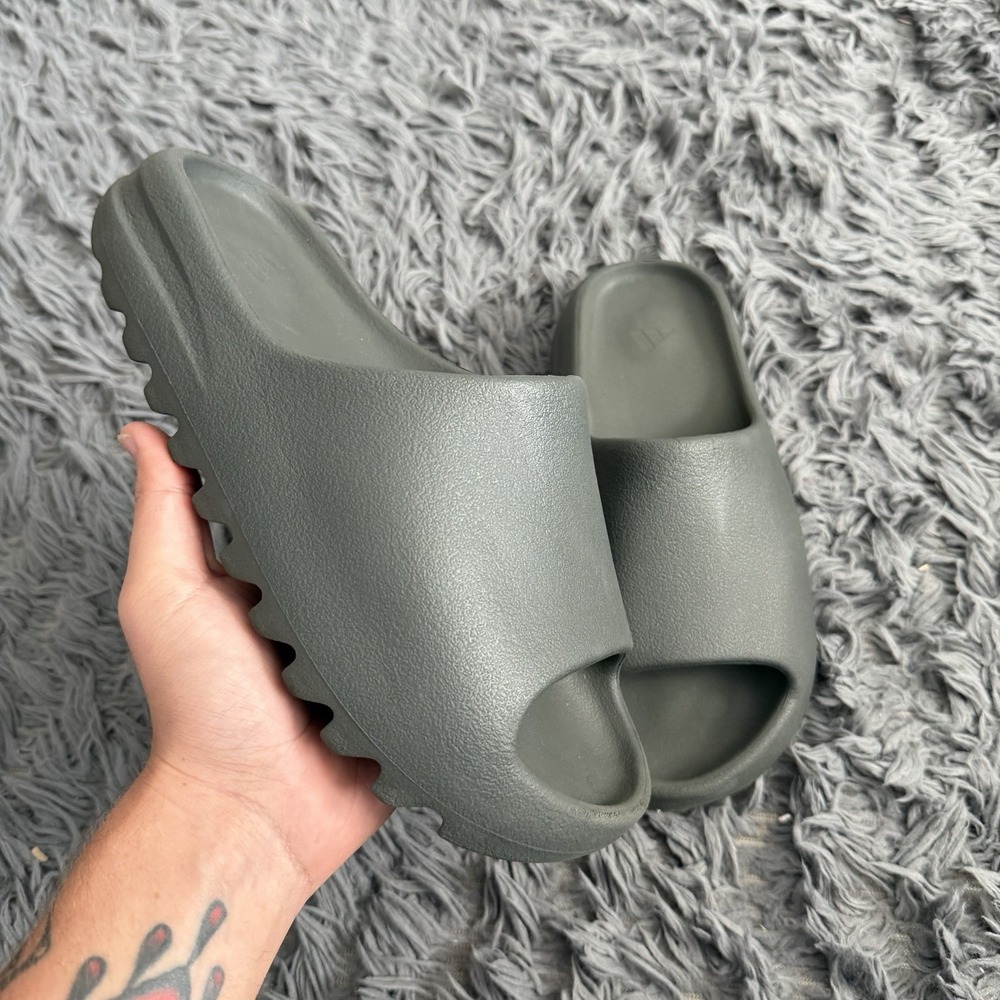 Adidas Yeezy Slide Slate Gray Men's Size 8 Id2350